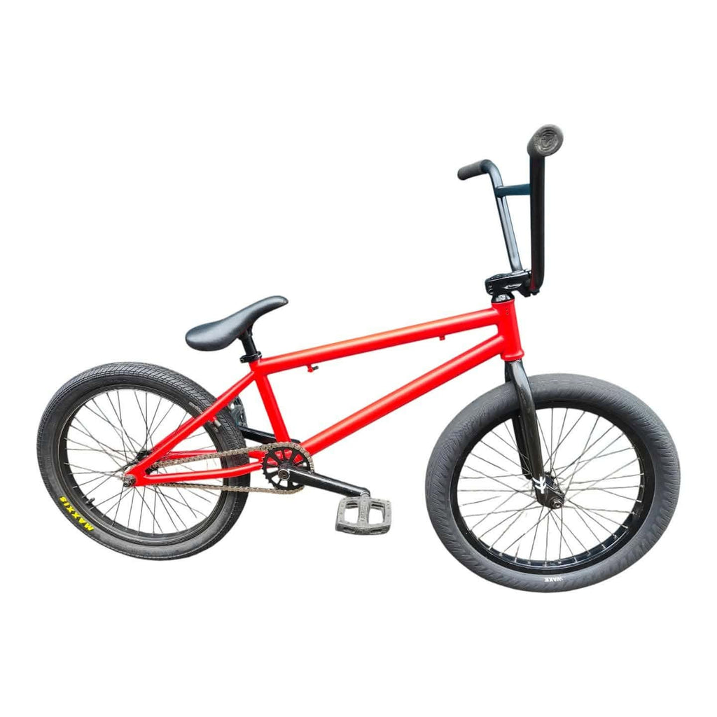Custom 20.5"tt BMX - complete 20" BMX Bike - Red ( Pre Owned )