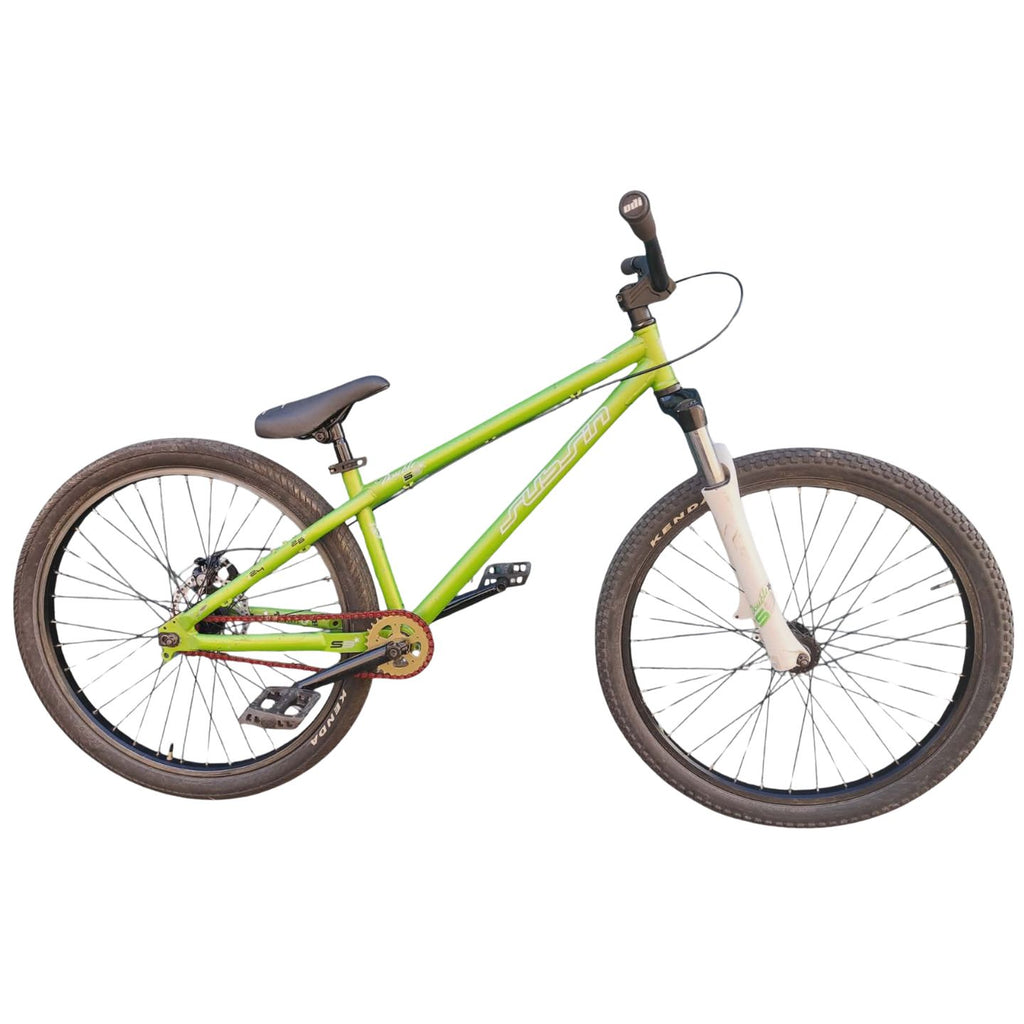 26" Subsin Dirt Jumper Bike - Green ( Pre Owned )