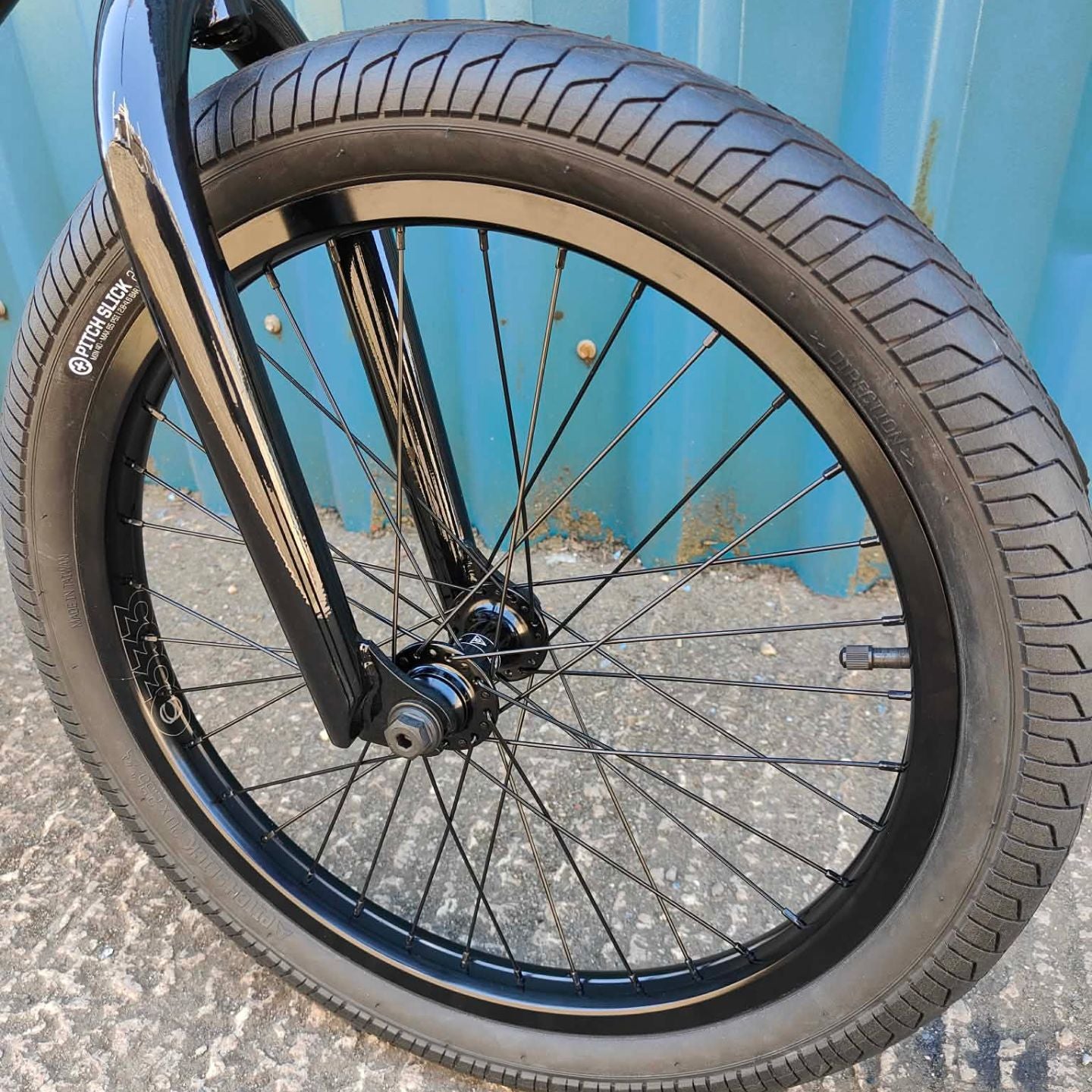 Custom Complete BMX Black | Radio Khe Tall order Total BMX