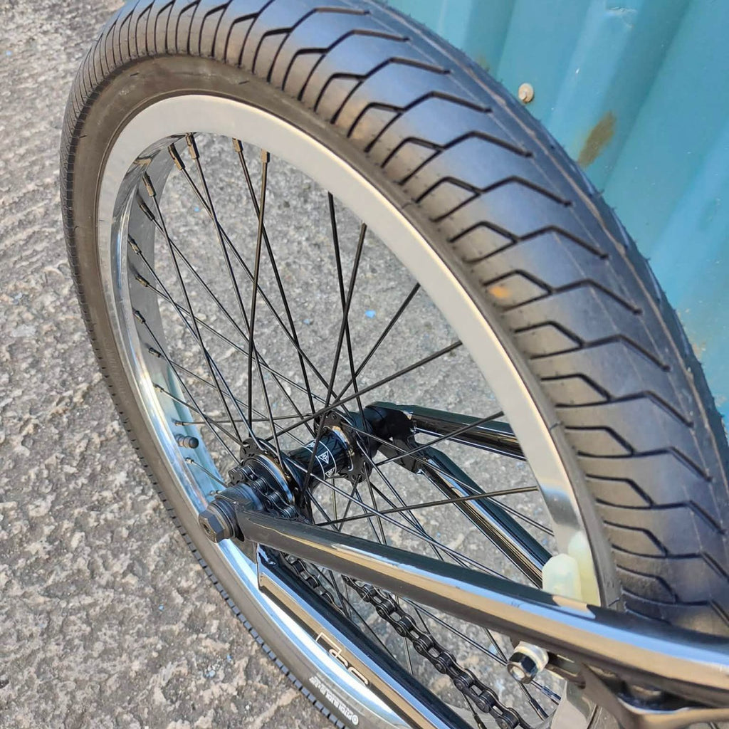 Custom Complete BMX Black | Radio Khe Tall order Total BMX